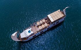 Dahabeya Yakouta Nile Cruise-Every Monday From Luxor- Aswan For 05 Nights
